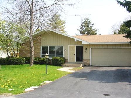 4833 Alcyn Dr., Caledonia, WI 53402