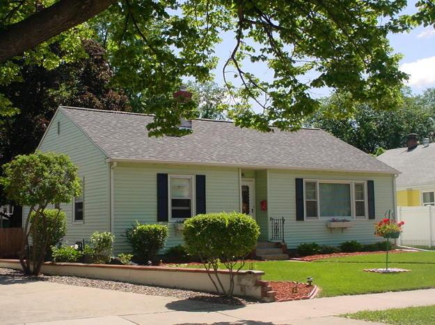 1229 S 22nd Dr., La Crosse, WI 54601