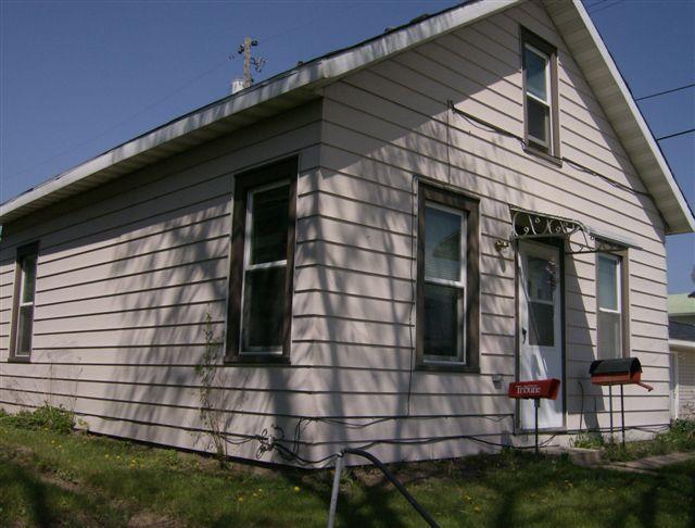 1041 Green Bay, La Crosse, WI 54601