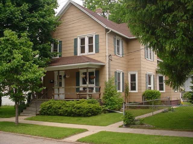 6609 23rd Ave., Kenosha, WI 53143