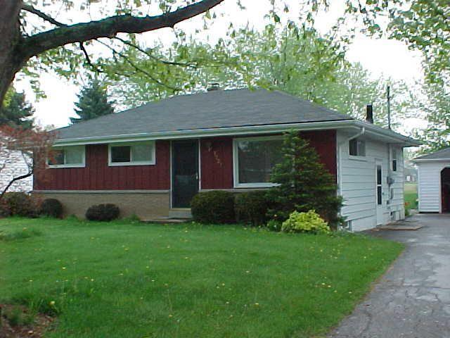 3727 Debby Ln., Caledonia, WI 53126