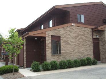 315 Cheviot Chase - #6, Waukesha, WI 53186