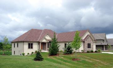 N54W16132 Westwind Dr., Menomonee Falls, WI 53051