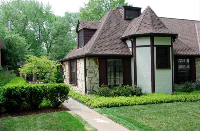 739 E Beaumont, Whitefish Bay, WI 53217