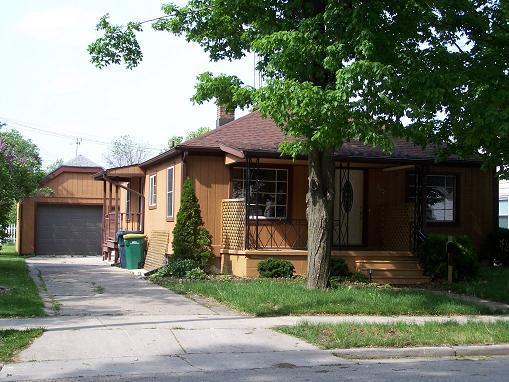 369 E 13th St., Fond Du Lac, WI 54935