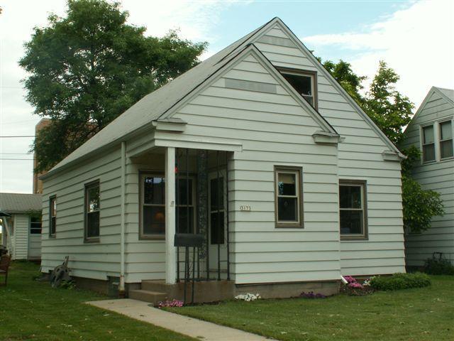 3173 S Burrell St., Milwaukee, WI 53207