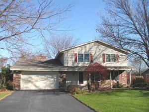 3415 Pioneer Dr, Caledonia, WI 53126