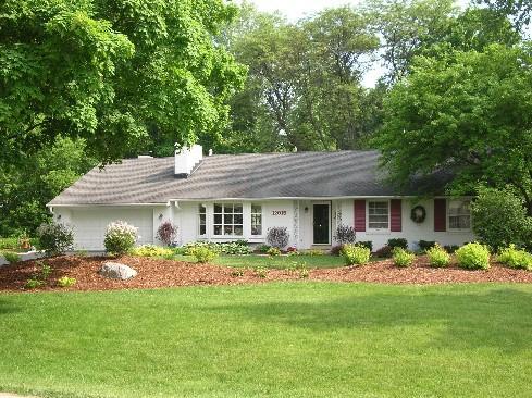 12915 Gremoor Dr., Elm Grove, WI 53122