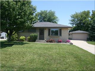 4749 Tanglewood Dr., Caledonia, WI 53402
