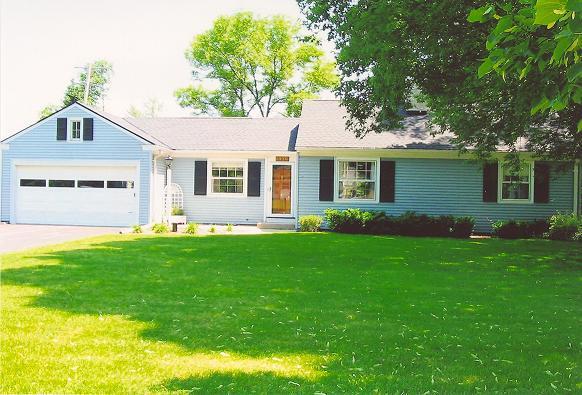 1950 N 122nd St., Wauwatosa, WI 53226