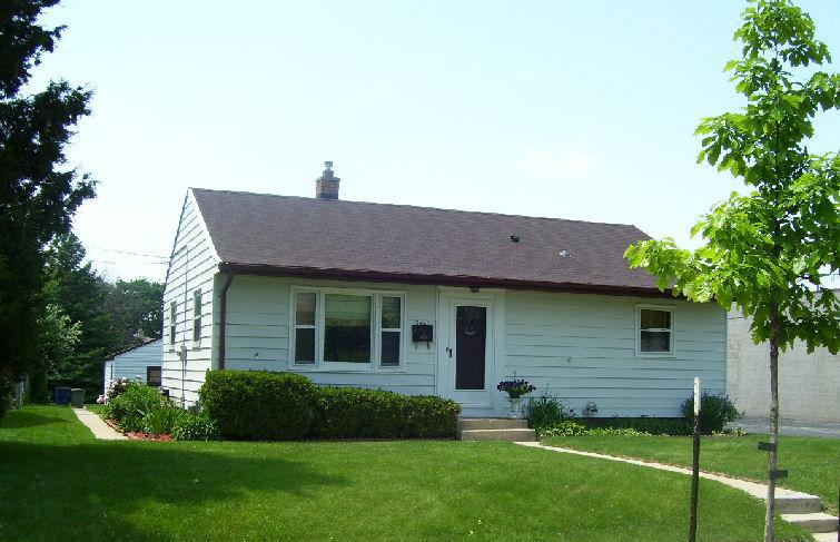 3441 S Brust Ave, Milwaukee, WI 53207