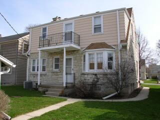 2733 N 73rd St., Wauwatosa, WI 53210