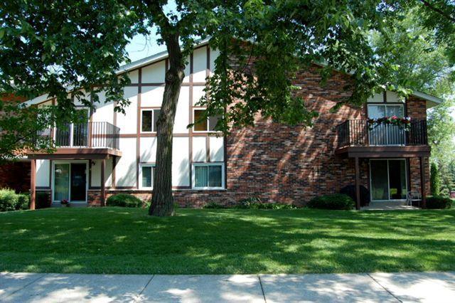 N84W15979 Menomonee Ave #204, Menomonee Falls, WI 53051
