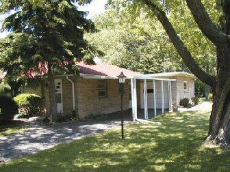 3328 W Vogel Ave., Greenfield, WI 53221