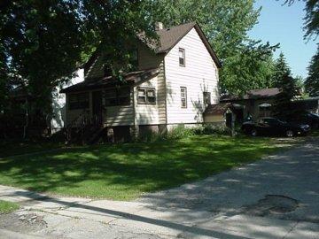 534 E Loos St, Hartford, WI 53027