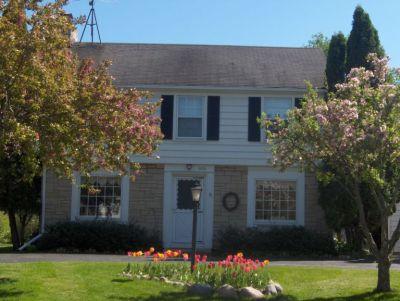 1921 W Juniper Ln., Glendale, WI 53209