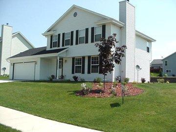 1708 Falcon Dr., Hartford, WI 53027
