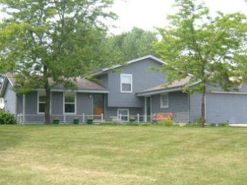 W327S8163 Memory Ln., Mukwonago, WI 53149