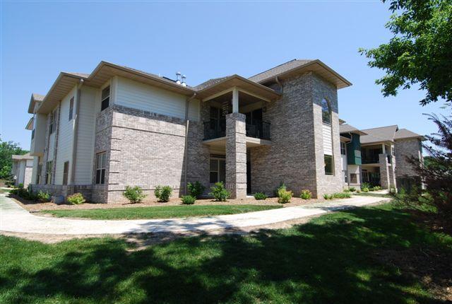 460 N Silverbrook Dr. #101, West Bend, WI 53090