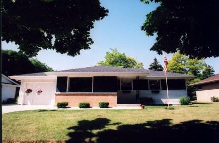 1619 Orchard Dr., Manitowoc, WI 54220