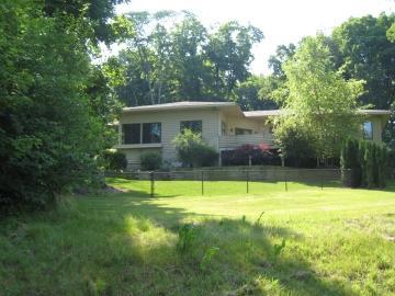 W3314 Lake Forest Ln., Geneva, WI 53147