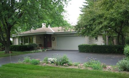 W177N8645 Lynwood Dr., Menomonee Falls, WI 53051