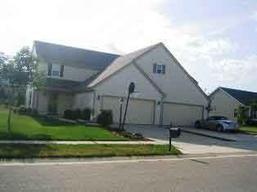 984 Spring Water Dr., Oconomowoc, WI 53066