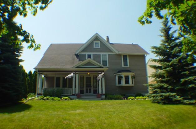 8219 W Wisconsin Ave., Wauwatosa, WI 53213