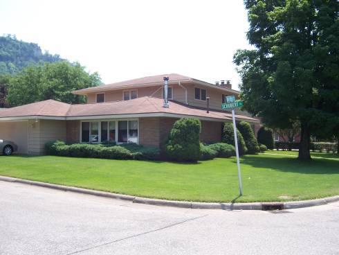 328 N 26th Pl., La Crosse, WI 54601