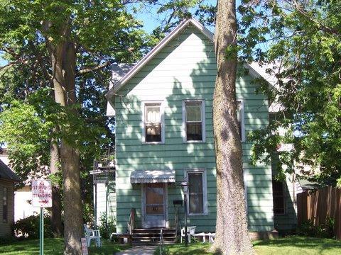 215 Copeland Ave, La Crosse, WI 54603
