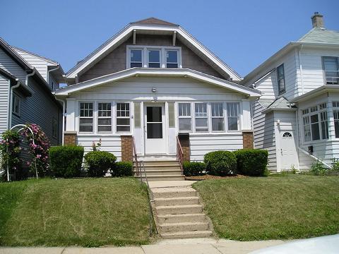 3742 E Plankinton Ave, Cudahy, WI 53110