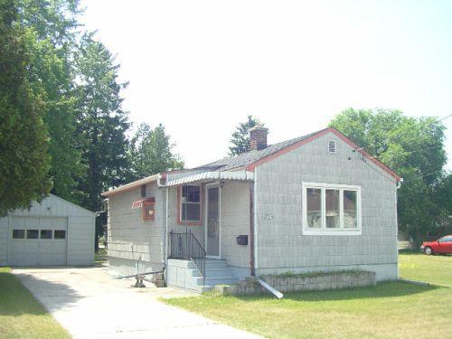 2725 12th St., Two Rivers, WI 54241