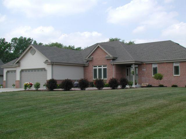 4868 W Alesci Dr., Franklin, WI 53132
