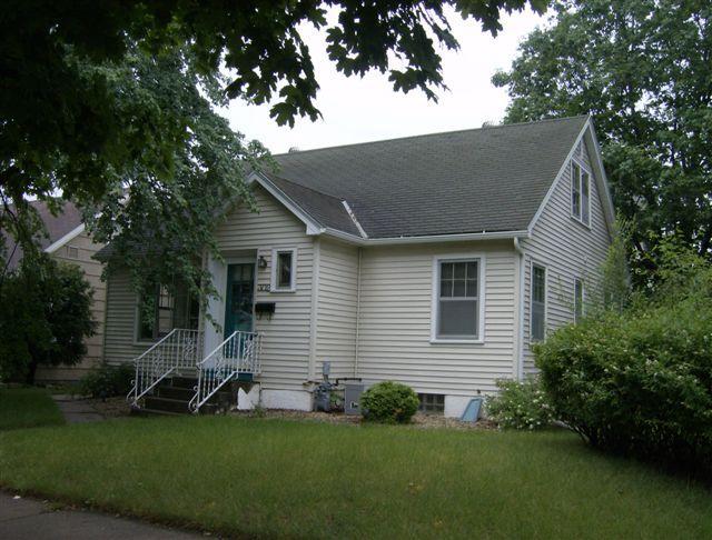 302 S 23rd St., La Crosse, WI 54601
