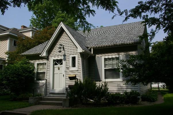 322 S 20th, La Crosse, WI 54601