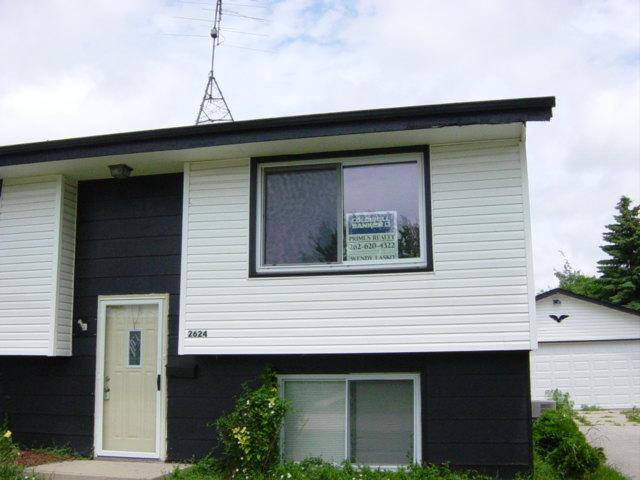 2624 28th St., Kenosha, WI 53140