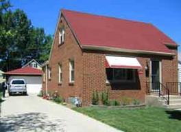 2351 S 83rd St, West Allis, WI 53219