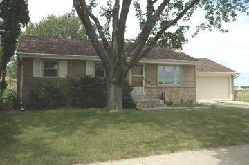 10300 W Cameron Ave., Milwaukee, WI 53225