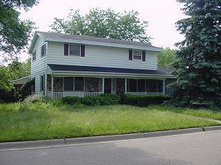 429 Edgewood Ave., Elkhorn, WI 53121