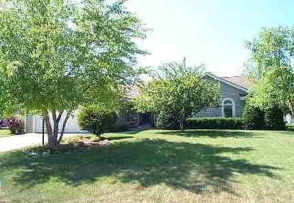 N76W16315 Sherwood Dr., Menomonee Falls, WI 53051