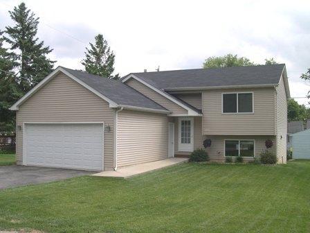 23503 124th Pl., Salem, WI 53179