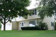 137 Pheasant Ln., Fredonia, WI 53021