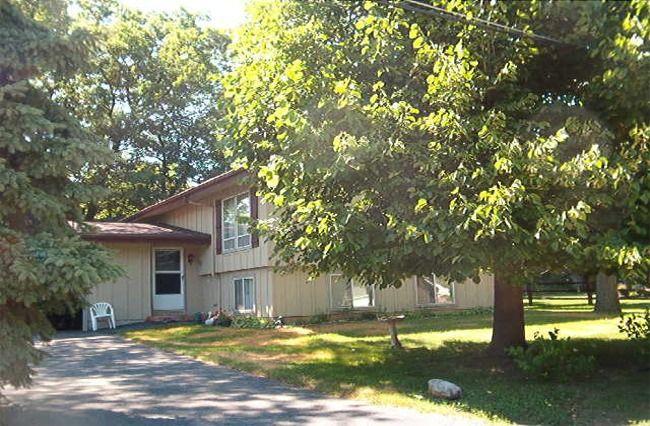 N2993 Dandelion Rd., Geneva, WI 53147