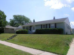 1329 Sherman, South Milwaukee, WI 53172