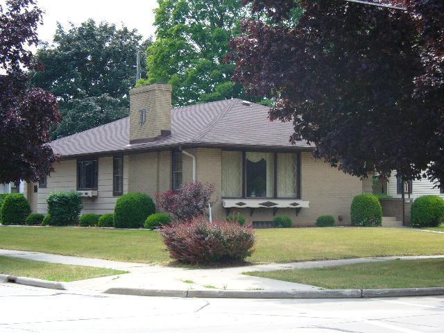 [Address Hidden by Seller], Manitowoc, WI 54220