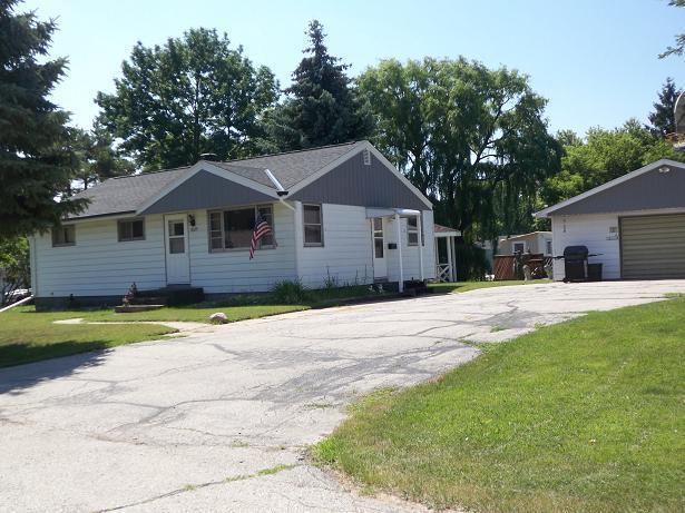 8025 W Margaret Ln., Franklin, WI 53132