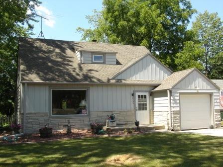 4199 Raymir Cir, Wauwatosa, WI 53222