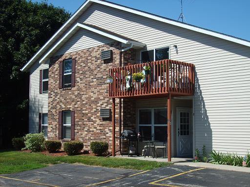 181 Maple Ave. #14, Slinger, WI 53086
