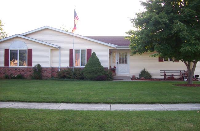 1989 Lilly St, East Troy, WI 53120