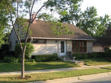 179 E Devon, Whitefish Bay, WI 53217